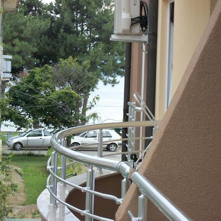 Apartments Elena Ohrid Extérieur photo