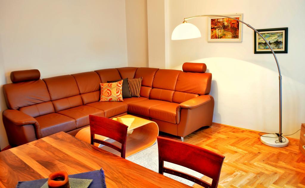 Apartments Elena Ohrid Extérieur photo
