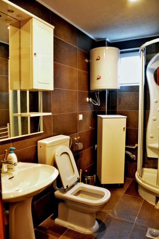 Apartments Elena Ohrid Extérieur photo