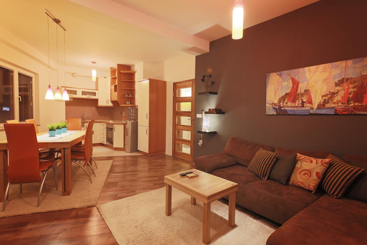 Apartments Elena Ohrid Extérieur photo
