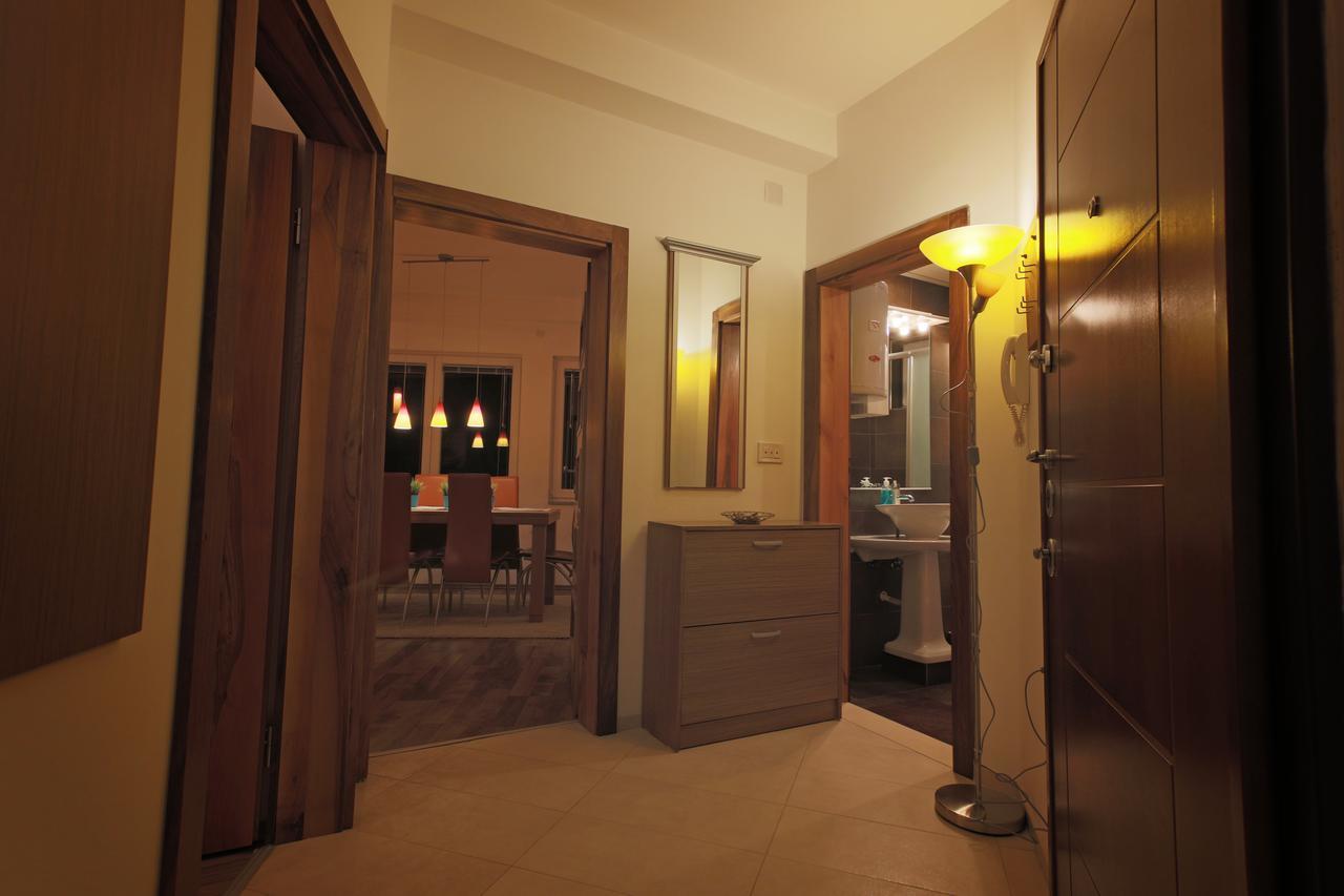 Apartments Elena Ohrid Extérieur photo